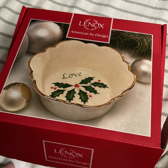 Lenox fluted dish - Picture 4 of 5